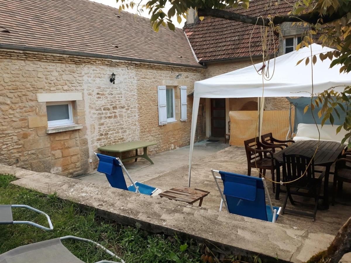 Gite Du Bouyssou Carsac-Aillac Bagian luar foto